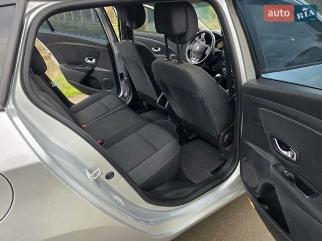 Серый Рено Меган, объемом двигателя 1.46 л и пробегом 172 тыс. км за 6999 $, фото 12 на Automoto.ua