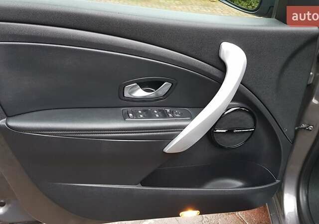 Сірий Рено Меган, об'ємом двигуна 1.5 л та пробігом 195 тис. км за 7999 $, фото 12 на Automoto.ua