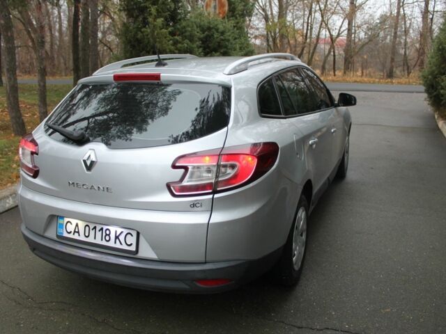 Сірий Рено Меган, об'ємом двигуна 1.5 л та пробігом 270 тис. км за 7200 $, фото 7 на Automoto.ua