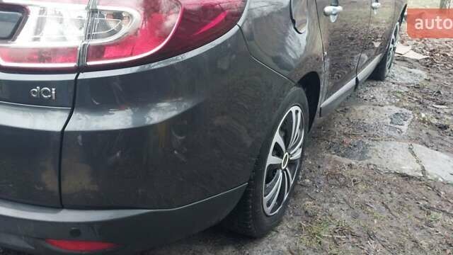 Серый Рено Меган, объемом двигателя 1.46 л и пробегом 310 тыс. км за 7300 $, фото 3 на Automoto.ua