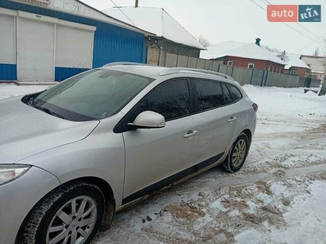 Сірий Рено Меган, об'ємом двигуна 1.6 л та пробігом 163 тис. км за 8000 $, фото 1 на Automoto.ua