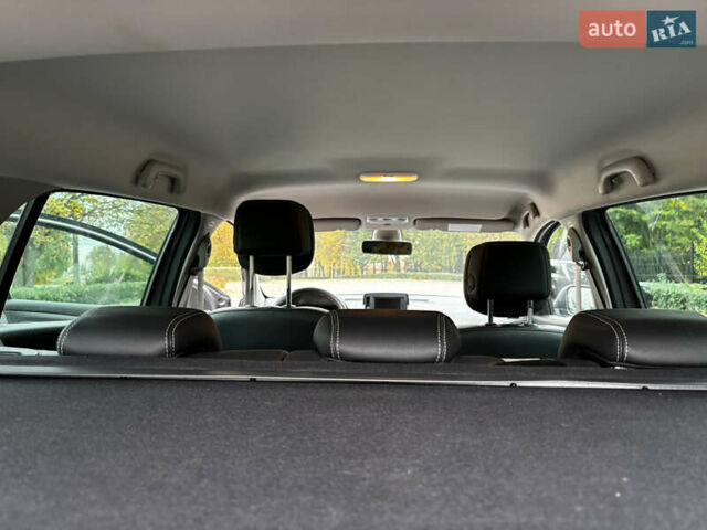 Серый Рено Меган, объемом двигателя 1.5 л и пробегом 146 тыс. км за 8890 $, фото 47 на Automoto.ua