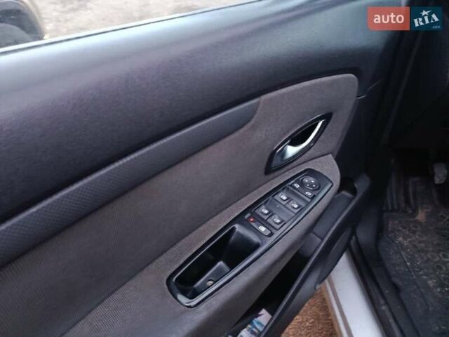 Сірий Рено Меган, об'ємом двигуна 1.46 л та пробігом 340 тис. км за 5999 $, фото 5 на Automoto.ua