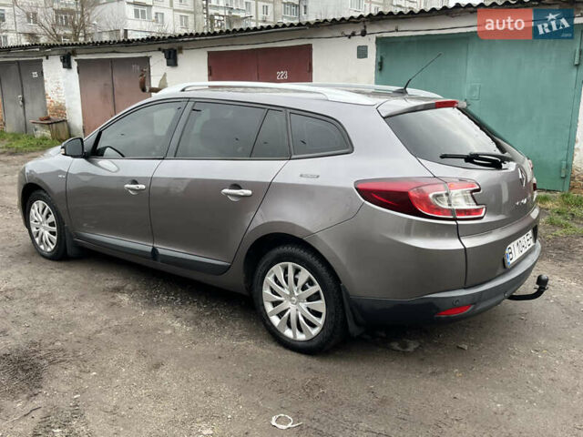 Сірий Рено Меган, об'ємом двигуна 1.46 л та пробігом 237 тис. км за 6550 $, фото 6 на Automoto.ua