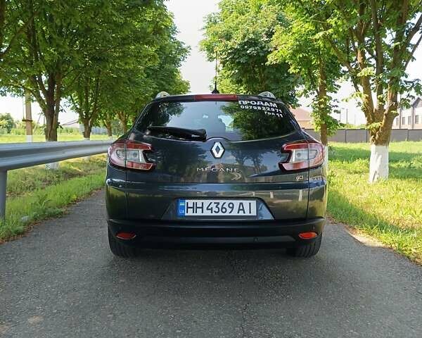 Серый Рено Меган, объемом двигателя 1.46 л и пробегом 300 тыс. км за 7699 $, фото 6 на Automoto.ua