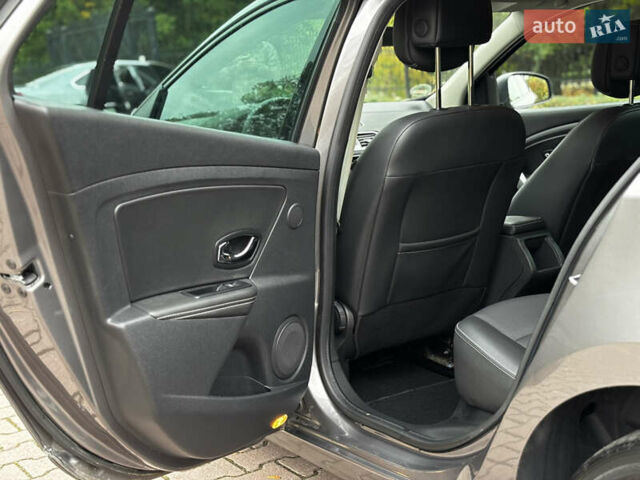 Серый Рено Меган, объемом двигателя 1.5 л и пробегом 146 тыс. км за 8890 $, фото 19 на Automoto.ua