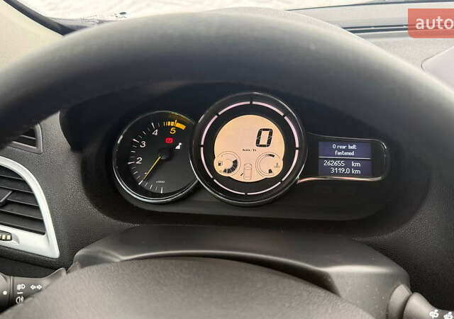 Серый Рено Меган, объемом двигателя 1.9 л и пробегом 260 тыс. км за 7200 $, фото 19 на Automoto.ua