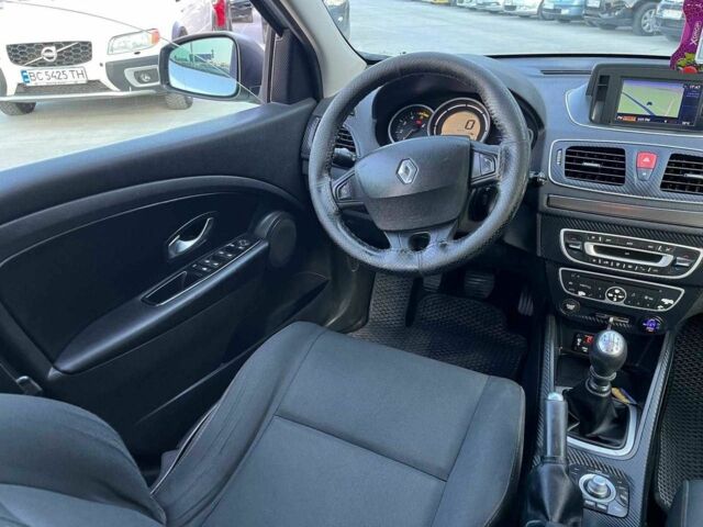 Серый Рено Меган, объемом двигателя 1.9 л и пробегом 265 тыс. км за 5440 $, фото 21 на Automoto.ua