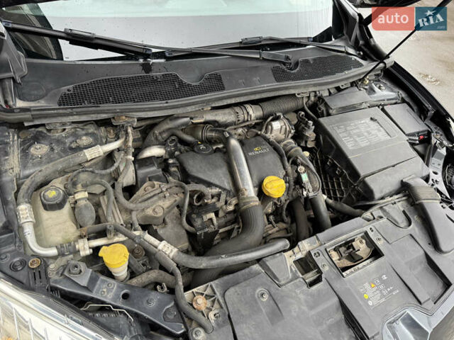 Сірий Рено Меган, об'ємом двигуна 1.5 л та пробігом 218 тис. км за 7200 $, фото 51 на Automoto.ua