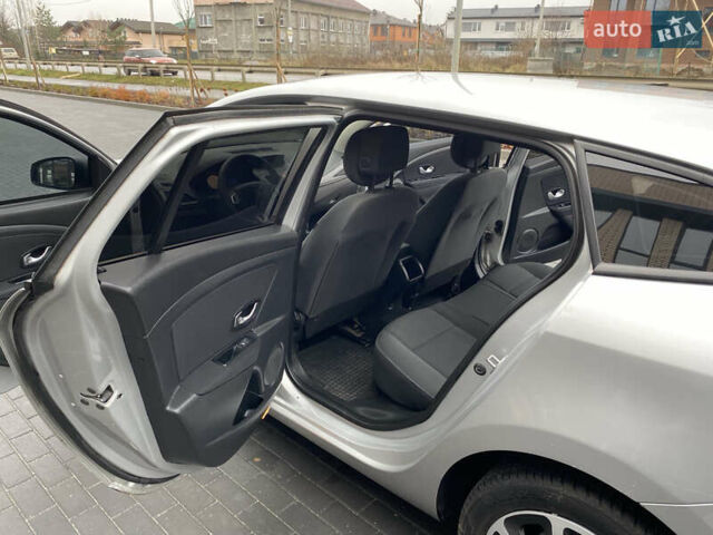 Сірий Рено Меган, об'ємом двигуна 1.46 л та пробігом 239 тис. км за 6600 $, фото 12 на Automoto.ua