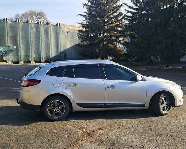 Сірий Рено Меган, об'ємом двигуна 1.5 л та пробігом 223 тис. км за 7300 $, фото 3 на Automoto.ua