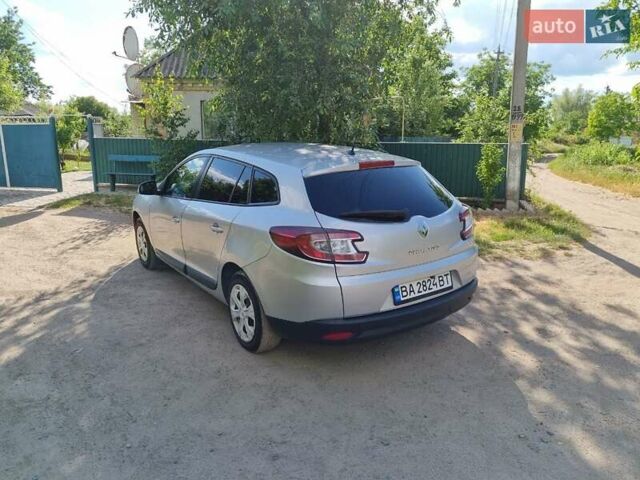 Сірий Рено Меган, об'ємом двигуна 1.5 л та пробігом 264 тис. км за 7600 $, фото 2 на Automoto.ua