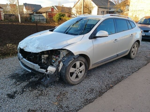 Сірий Рено Меган, об'ємом двигуна 1.5 л та пробігом 295 тис. км за 3600 $, фото 3 на Automoto.ua