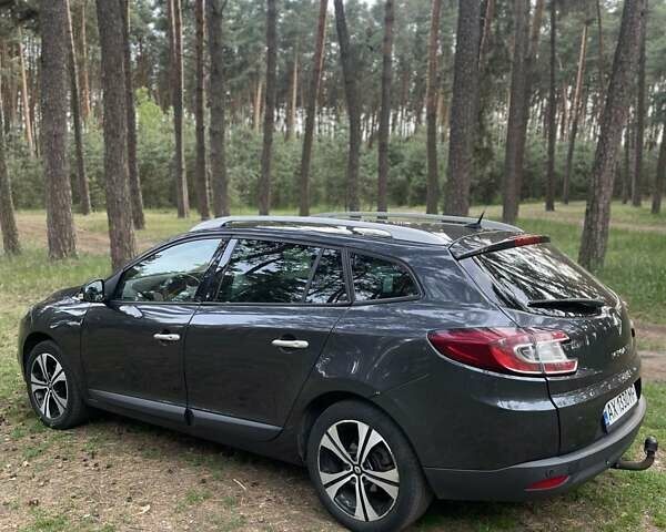 Сірий Рено Меган, об'ємом двигуна 1.4 л та пробігом 246 тис. км за 6900 $, фото 2 на Automoto.ua