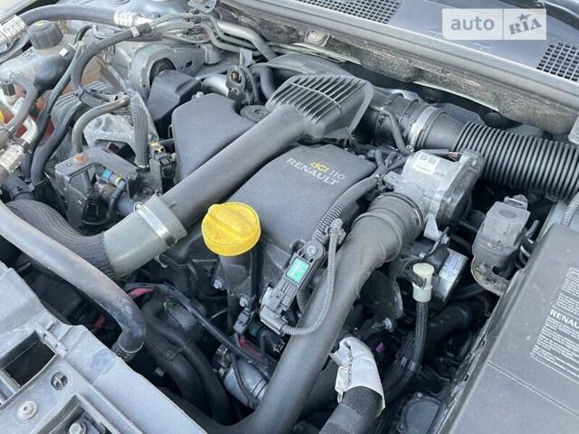 Сірий Рено Меган, об'ємом двигуна 1.5 л та пробігом 210 тис. км за 8200 $, фото 77 на Automoto.ua