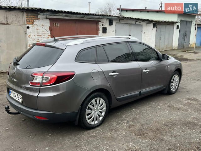 Сірий Рено Меган, об'ємом двигуна 1.46 л та пробігом 237 тис. км за 6550 $, фото 13 на Automoto.ua