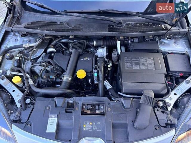 Сірий Рено Меган, об'ємом двигуна 1.5 л та пробігом 249 тис. км за 9400 $, фото 36 на Automoto.ua