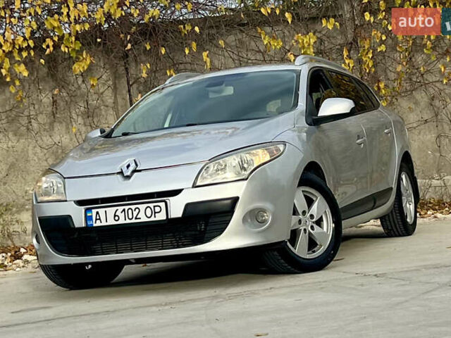 Серый Рено Меган, объемом двигателя 1.46 л и пробегом 274 тыс. км за 6300 $, фото 12 на Automoto.ua