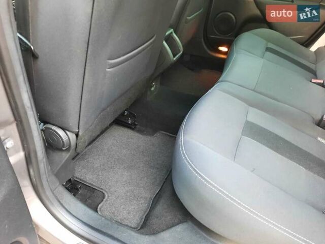 Серый Рено Меган, объемом двигателя 1.6 л и пробегом 194 тыс. км за 8100 $, фото 75 на Automoto.ua