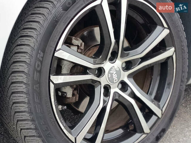 Сірий Рено Меган, об'ємом двигуна 1.5 л та пробігом 250 тис. км за 7500 $, фото 15 на Automoto.ua