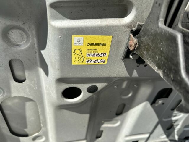 Серый Рено Меган, объемом двигателя 1.5 л и пробегом 203 тыс. км за 6700 $, фото 19 на Automoto.ua