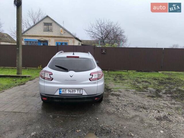 Сірий Рено Меган, об'ємом двигуна 1.46 л та пробігом 246 тис. км за 5300 $, фото 1 на Automoto.ua