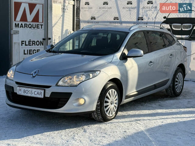 Сірий Рено Меган, об'ємом двигуна 1.6 л та пробігом 190 тис. км за 7850 $, фото 1 на Automoto.ua