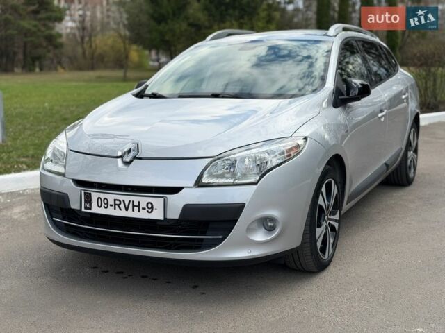 Серый Рено Меган, объемом двигателя 1.46 л и пробегом 218 тыс. км за 8000 $, фото 1 на Automoto.ua