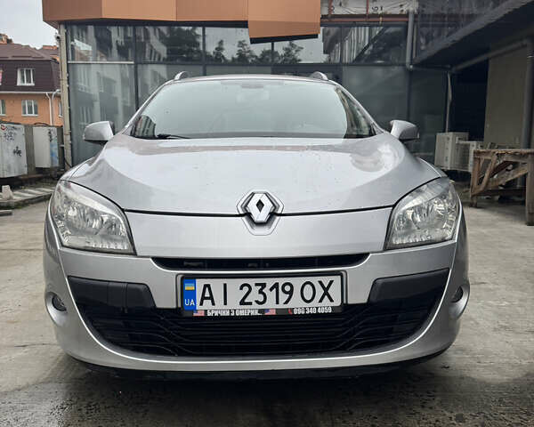 Серый Рено Меган, объемом двигателя 1.9 л и пробегом 213 тыс. км за 7700 $, фото 32 на Automoto.ua