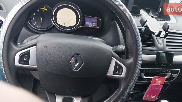 Серый Рено Меган, объемом двигателя 1.46 л и пробегом 310 тыс. км за 7300 $, фото 6 на Automoto.ua