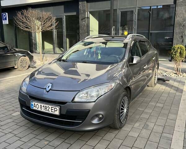 Сірий Рено Меган, об'ємом двигуна 1.46 л та пробігом 293 тис. км за 7500 $, фото 1 на Automoto.ua