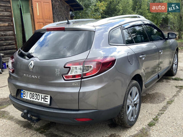 Серый Рено Меган, объемом двигателя 1.46 л и пробегом 294 тыс. км за 8250 $, фото 11 на Automoto.ua