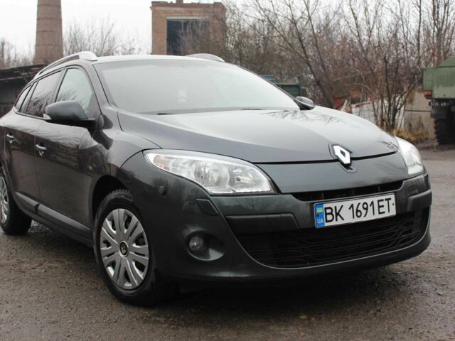 Серый Рено Меган, объемом двигателя 1.4 л и пробегом 250 тыс. км за 5450 $, фото 2 на Automoto.ua