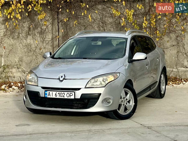 Серый Рено Меган, объемом двигателя 1.46 л и пробегом 274 тыс. км за 6300 $, фото 10 на Automoto.ua