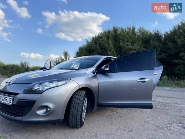 Сірий Рено Меган, об'ємом двигуна 1.46 л та пробігом 339 тис. км за 6400 $, фото 10 на Automoto.ua