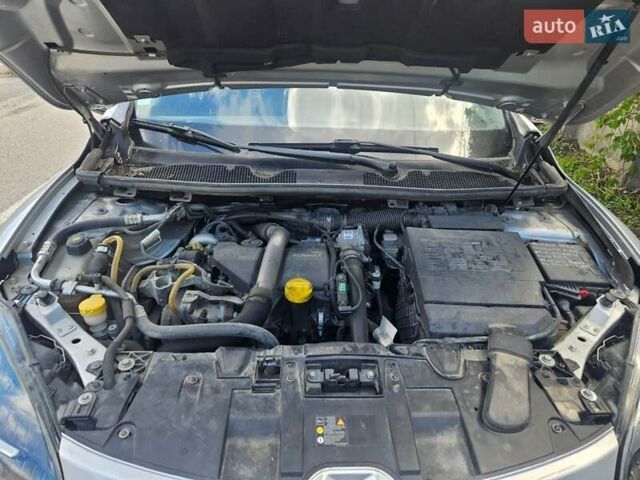 Сірий Рено Меган, об'ємом двигуна 1.5 л та пробігом 200 тис. км за 6950 $, фото 12 на Automoto.ua