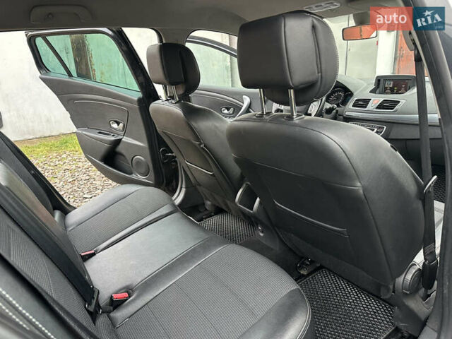 Серый Рено Меган, объемом двигателя 1.46 л и пробегом 232 тыс. км за 7650 $, фото 34 на Automoto.ua