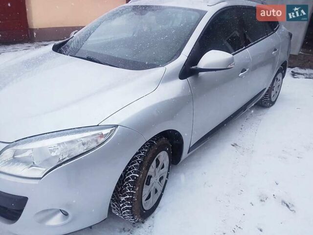Сірий Рено Меган, об'ємом двигуна 1.6 л та пробігом 200 тис. км за 6999 $, фото 4 на Automoto.ua