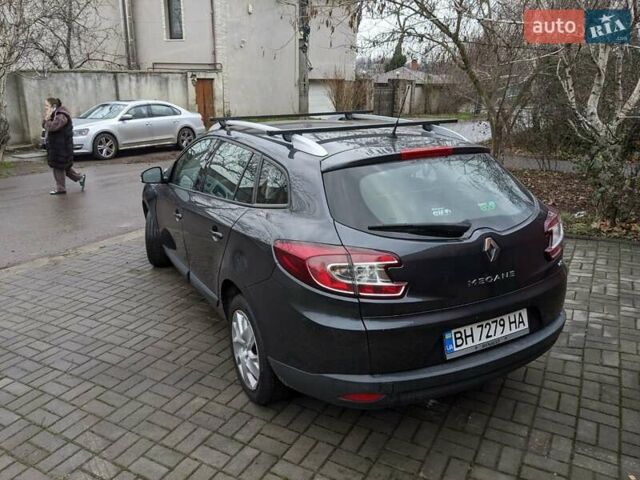 Серый Рено Меган, объемом двигателя 1.46 л и пробегом 232 тыс. км за 8500 $, фото 3 на Automoto.ua