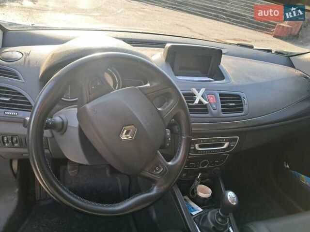 Сірий Рено Меган, об'ємом двигуна 1.5 л та пробігом 223 тис. км за 7300 $, фото 10 на Automoto.ua