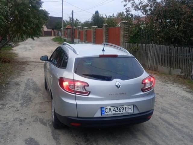 Серый Рено Меган, объемом двигателя 1.5 л и пробегом 290 тыс. км за 7200 $, фото 3 на Automoto.ua