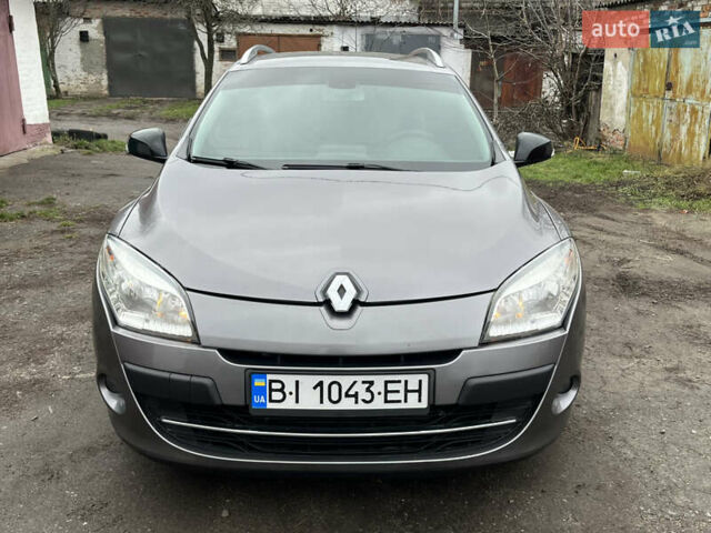 Сірий Рено Меган, об'ємом двигуна 1.46 л та пробігом 237 тис. км за 6550 $, фото 19 на Automoto.ua