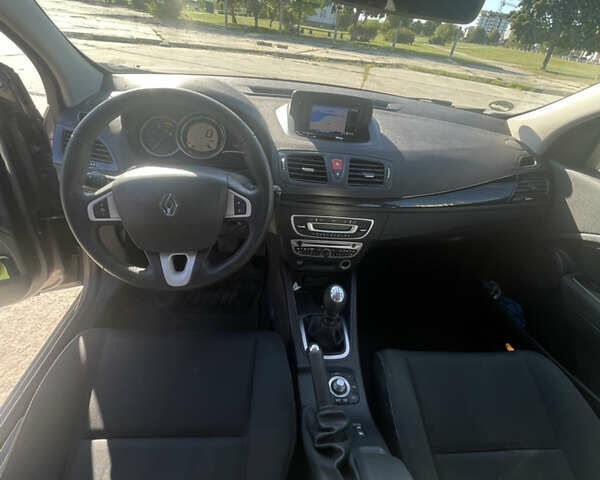 Сірий Рено Меган, об'ємом двигуна 1.5 л та пробігом 184 тис. км за 7100 $, фото 16 на Automoto.ua