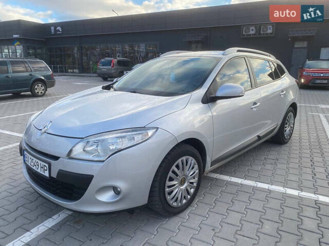 Серый Рено Меган, объемом двигателя 1.46 л и пробегом 258 тыс. км за 6900 $, фото 22 на Automoto.ua