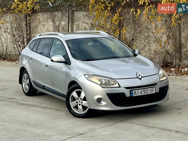 Серый Рено Меган, объемом двигателя 1.46 л и пробегом 274 тыс. км за 6300 $, фото 3 на Automoto.ua