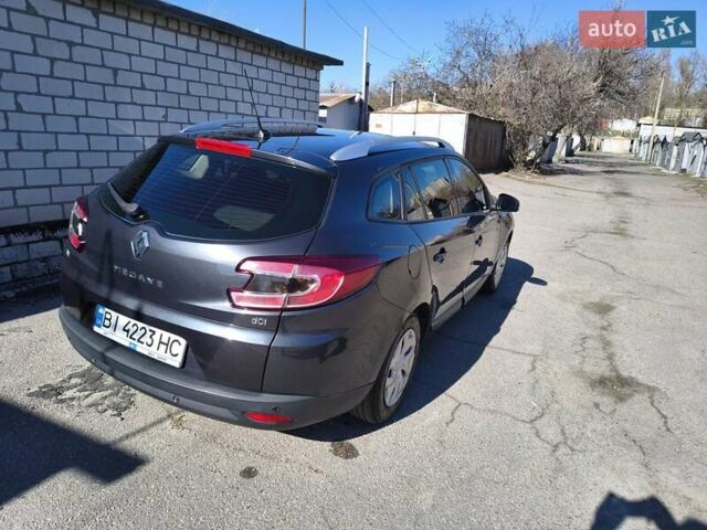 Сірий Рено Меган, об'ємом двигуна 1.5 л та пробігом 300 тис. км за 7199 $, фото 2 на Automoto.ua