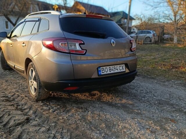 Серый Рено Меган, объемом двигателя 1.4 л и пробегом 240 тыс. км за 5199 $, фото 3 на Automoto.ua