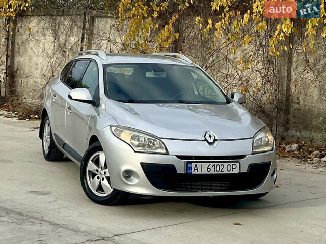 Серый Рено Меган, объемом двигателя 1.46 л и пробегом 274 тыс. км за 6300 $, фото 5 на Automoto.ua