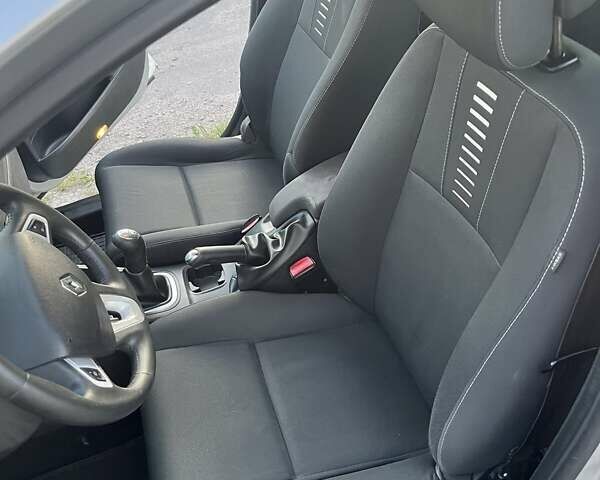 Сірий Рено Меган, об'ємом двигуна 1.46 л та пробігом 347 тис. км за 6900 $, фото 6 на Automoto.ua