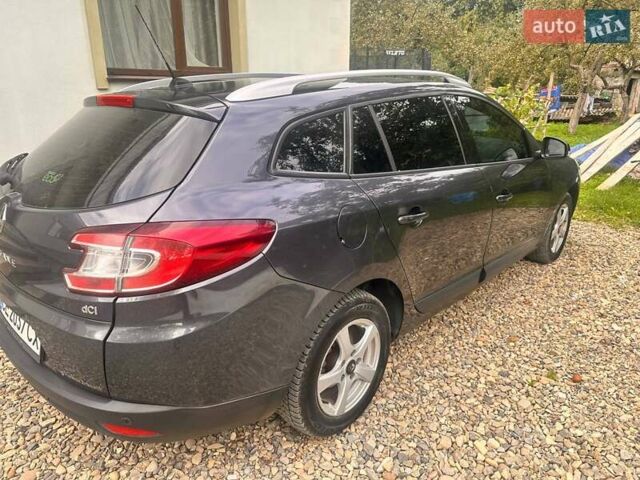 Рено Меган 2011 в Косове на Automoto.ua Серый Рено Меган, объемом двигателя 1.46 л и пробегом 254 тыс. км за 6999 $, фото 16 на Automoto.ua